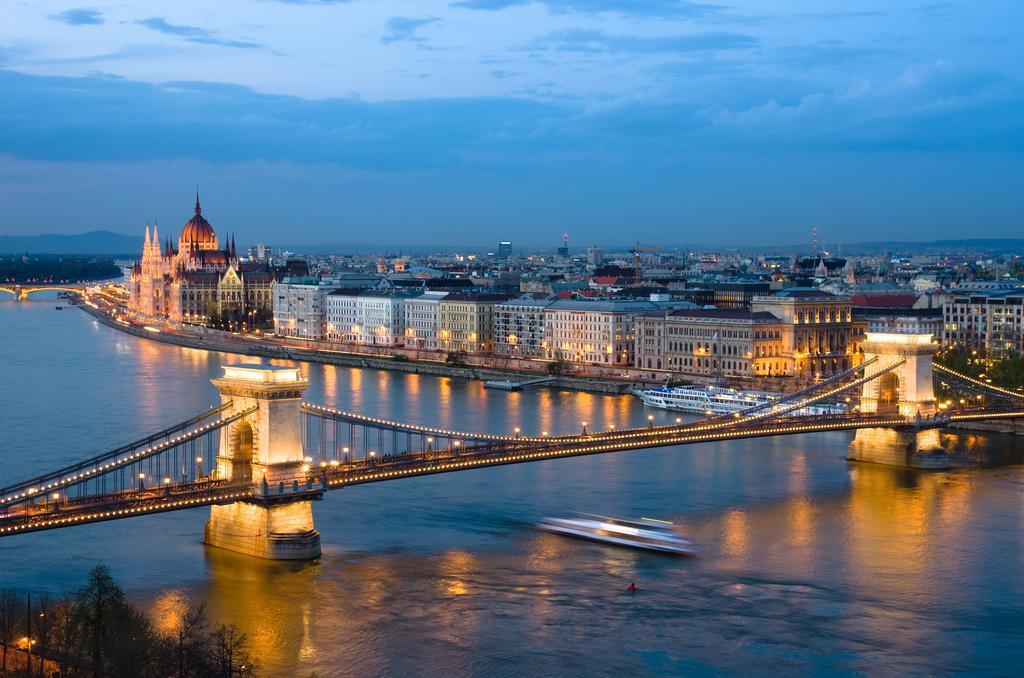 Budapest City Central — Photos 1